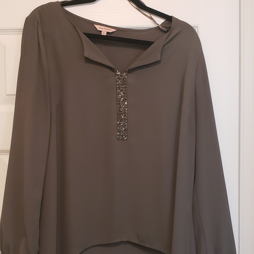 Junior's casual top